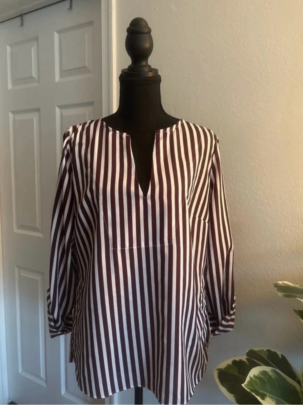 NWOT New York & Company Brown/Burgandy and White Vertical Stripe V-Neck Tunic